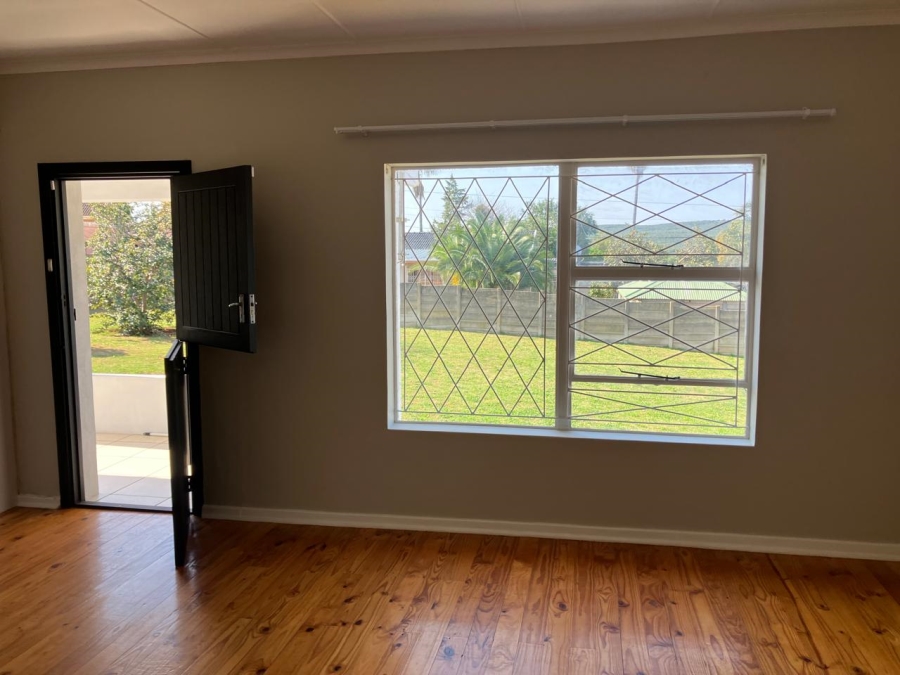 To Let 4 Bedroom Property for Rent in Vanes Estate Eastern Cape